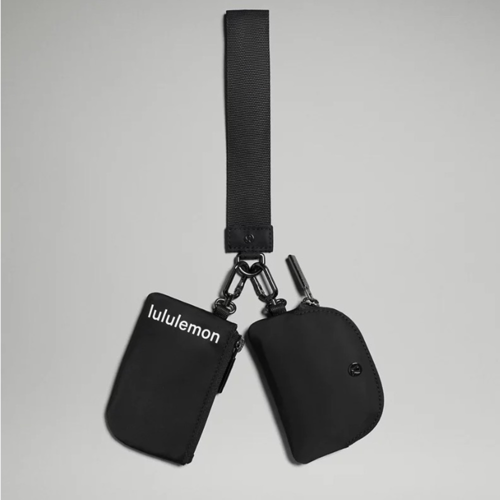 Lululemon Dual Pouch Wristlet Black